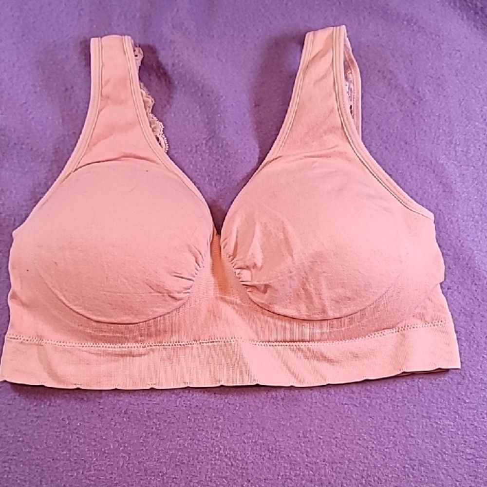 Pink Seamless Wireless Bra with Molded Cups